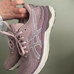 ASICS Women's Running Shoes in Mauve/Pink